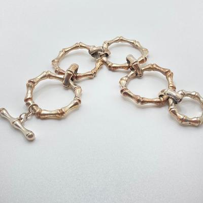 LOT 117: Awesome Sterling Toggle Bracelet - TW 34.6g, 9"