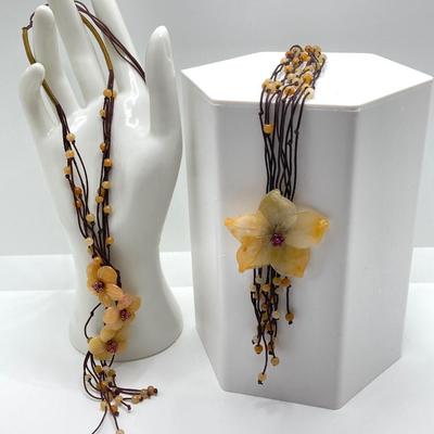 LOT 122: Unique Vintage Carved Floral Stone / Beaded Adjustable Necklaces