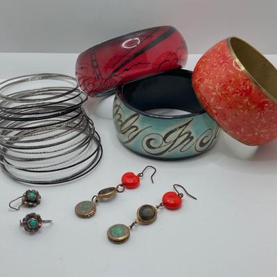 LOT 124: Vintage Jewelry Collection - Lacquer Bangle Bracelets, Hand Crafted Jewelry, Bangle Bracelets, Pierced Earrings and More