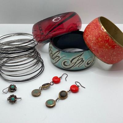 LOT 124: Vintage Jewelry Collection - Lacquer Bangle Bracelets, Hand Crafted Jewelry, Bangle Bracelets, Pierced Earrings and More