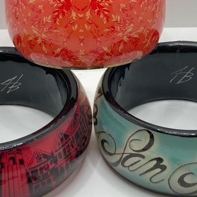 LOT 124: Vintage Jewelry Collection - Lacquer Bangle Bracelets, Hand Crafted Jewelry, Bangle Bracelets, Pierced Earrings and More