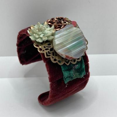 LOT 124: Vintage Jewelry Collection - Lacquer Bangle Bracelets, Hand Crafted Jewelry, Bangle Bracelets, Pierced Earrings and More