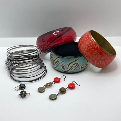 LOT 124: Vintage Jewelry Collection - Lacquer Bangle Bracelets, Hand Crafted Jewelry, Bangle Bracelets, Pierced Earrings and More