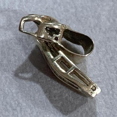 14k Yellow Gold w/ Baguettes Hanging Estate Pendant