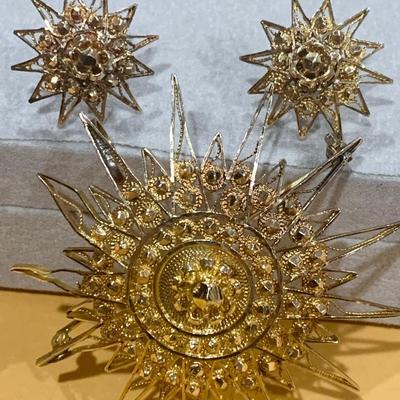 Fantastic Antique Yellow Gold Filigree Brooch/Pendant w/ Matching Earrings