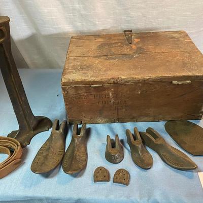 Antique Big Boy Cobblers Set