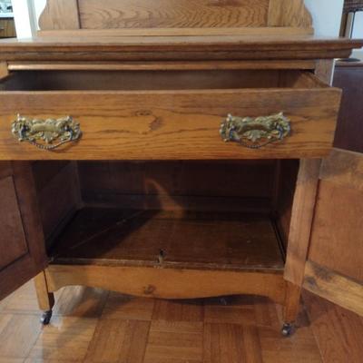 Vintage Wooden Wash Stand