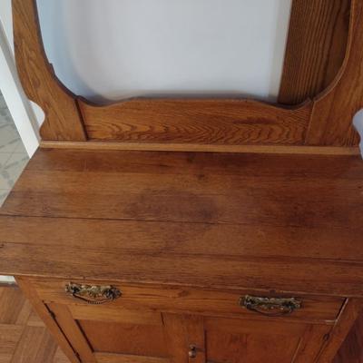 Vintage Wooden Wash Stand