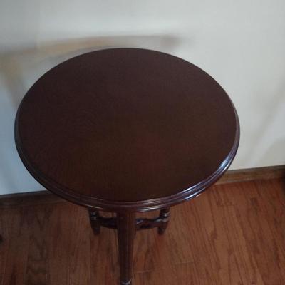 Wooden Round Accent Table/Plant Stand- Approx 15 3/4" in Diameter, 29 1/2" Tall