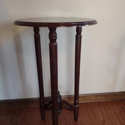 Wooden Round Accent Table/Plant Stand- Approx 15 3/4" in Diameter, 29 1/2" Tall