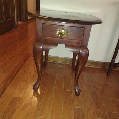 Wooden Side Table with Drawer- Approx 21 1/4" x 25" x 23 1/2" Tall