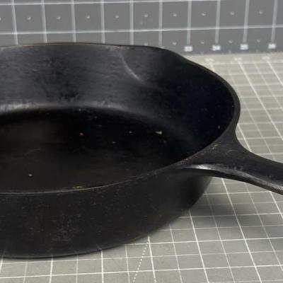 Cast Iron  VINTAGE Muffin Pan 