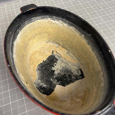 Potpourri or Steamer, Cast Iron, RED 