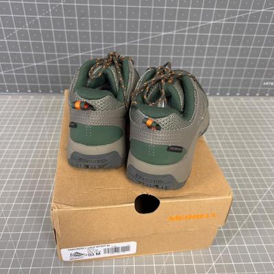 Merrell Oakcreek Lace BOYS  Hiking Shoes NEW 