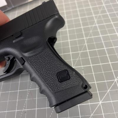 Glock 19 BB Pistol 