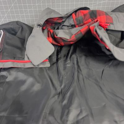 Eskimo Size Large Ice Fishing Coat, New with Tags