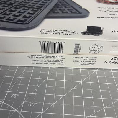 NEW Cuisinart Waffle Plates 