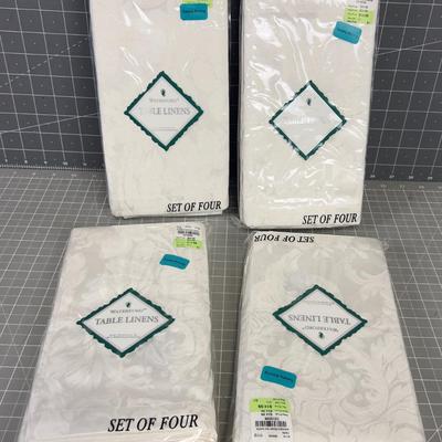 4 sets of 4 NEW Waterford NICE Napkins 