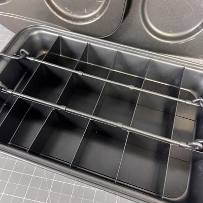 BAKE NOW: Muffin Tins and Bread Pans 