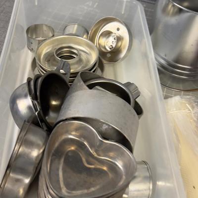 Baking Items to assist You with Baking. 