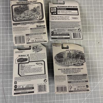 4-Hot Wheels NEW on the Card