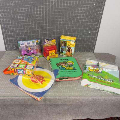 Bunch of Toddler Toys 