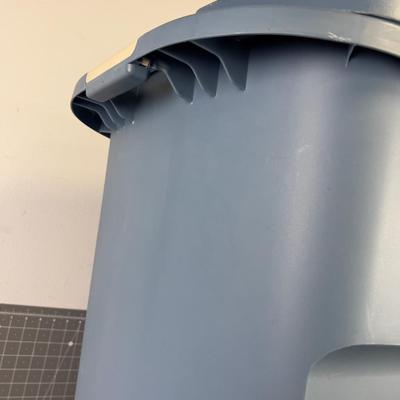 2 Extra Large Blue Tubs 