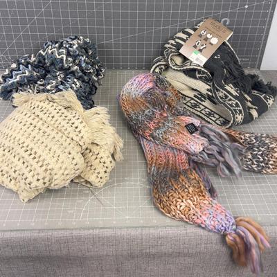 Scarves (4) Cute and Wearable