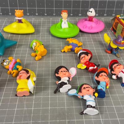 Big Lot of Toys and Figurines: Smurfs, Jetsons, and Garfield 