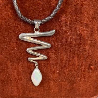Unique! 925 with Leather and Pearl Choker, Great Combination of Materials 
