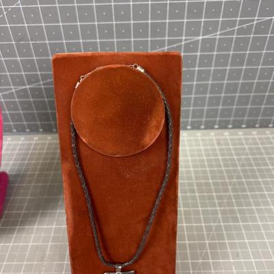 Unique! 925 with Leather and Pearl Choker, Great Combination of Materials 