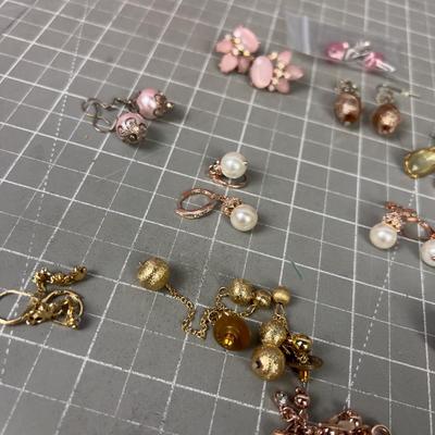 11 Pair of Pink / Rose Goldish Theme Costume Jewelry Earrings
