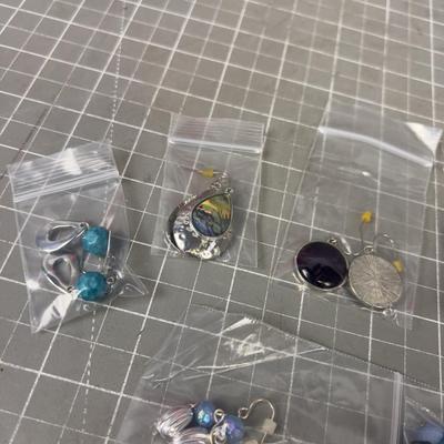 8 Pair of Blue Themed Costume Jewelry Earrings