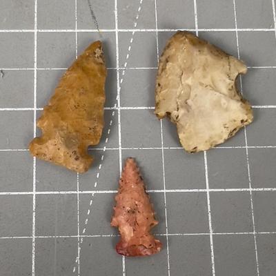 3 Arrow Heads - Looks like the real deal