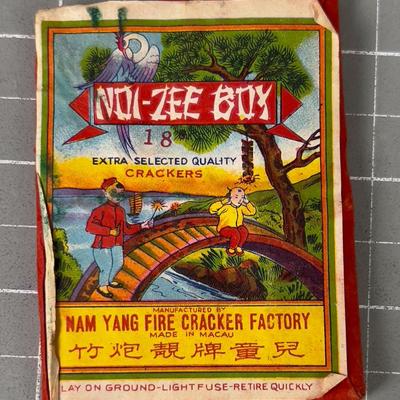 Vintage Noi-zee Boy Firecrackers 