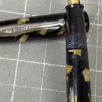 Schaffer Mother- of-Pearl Inlay with a 14 K Nib. 