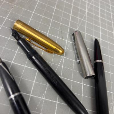 3 Black Fountain Pens