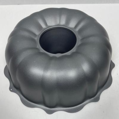 Wearever Commercial Bakeware Bundt Cake Pan;Heavy Duty New Condition