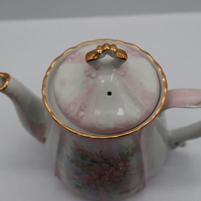 Signed & Hand-Painted Tea Pot by Mary Gilbert