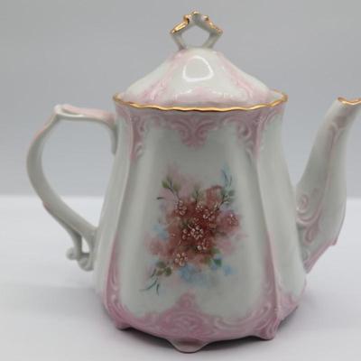 Signed & Hand-Painted Tea Pot by Mary Gilbert