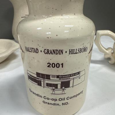 Halstad-Grandin-Hillsboro pottery set