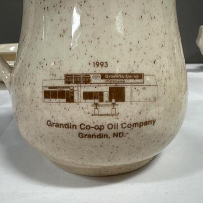 Halstad-Grandin-Hillsboro pottery set