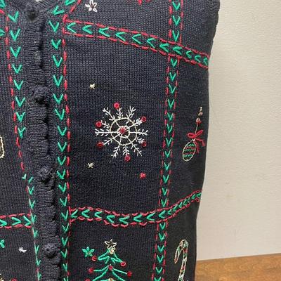 Women’s Petite Large (PL) Christmas Sweater Vest