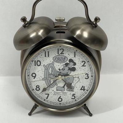 Vintage Disney Alarm Clock Mickey Mouse FD323K