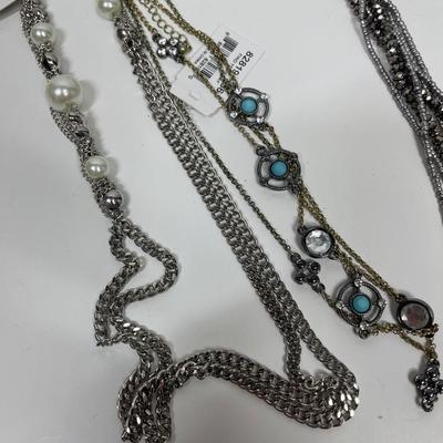 ViVi Fashion Jewelry Lot new with tag - 5 pcs - Necklaces & Bracelets - e