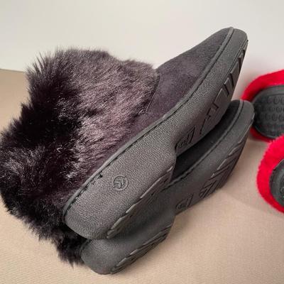 2 pair New Isotoner slippers Large