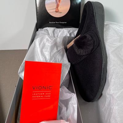 Vionic New in box slippers 7M