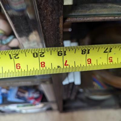 Approx 19 3/4" x 14" x 75 1/2" Metal Frame With Glass Shelves