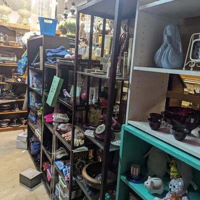 Approx 19 3/4" x 14" x 75 1/2" Metal Frame With Glass Shelves