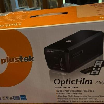 Plustek Opticfilm 7600i Ai 35 mm Film Scanner!